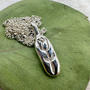 Tulip Necklace
