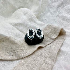 Organic Oval, Silver Studs