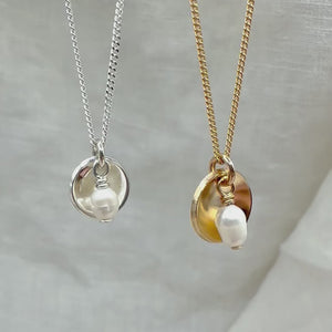 Mini Glow, Pearl Necklace