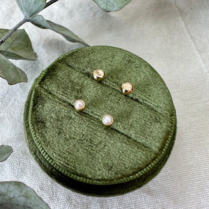 Pearl, 14K Studs